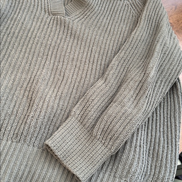 Cozy Aerie Sweater - Picture 3 of 4
